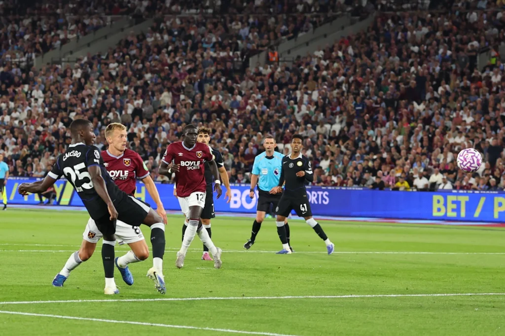 caicedo-goal-whu-a